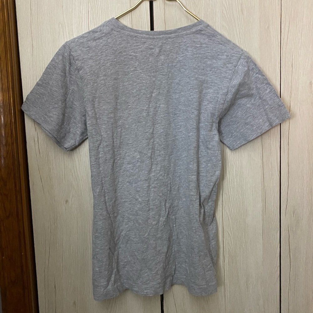 Roxy tee**READ - Picture 3 of 5